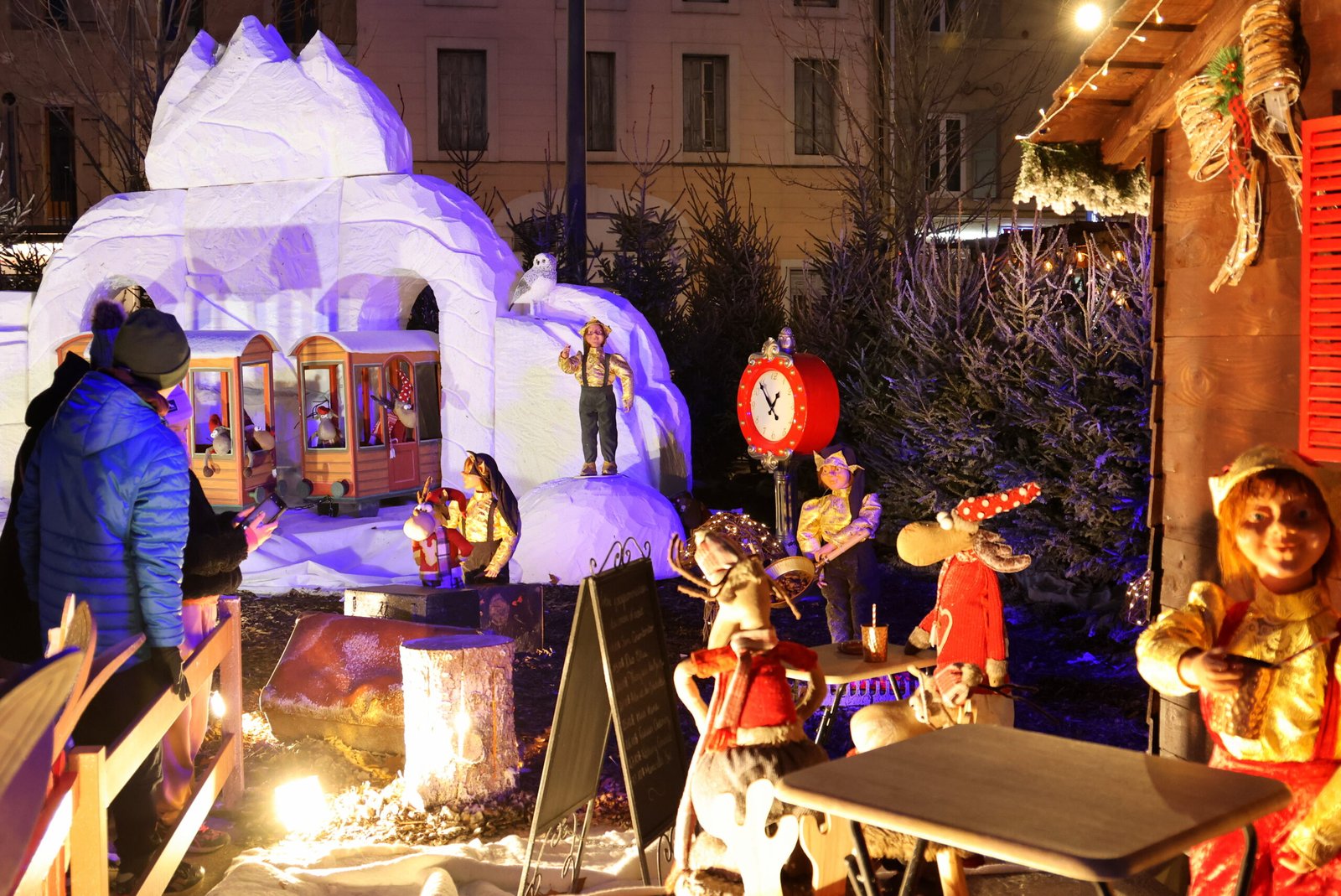 MARCHE DE NOEL PLACE SOULT 2024-12-11 EF (1)